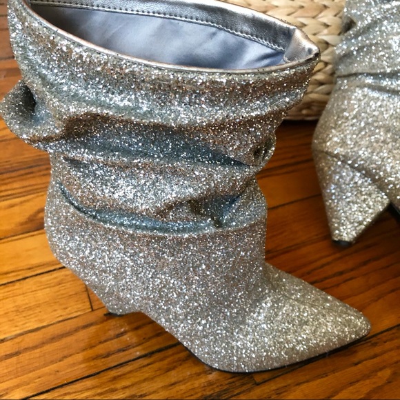 Guess Nakitta Silver Glitter Booties - Picture 6 of 7